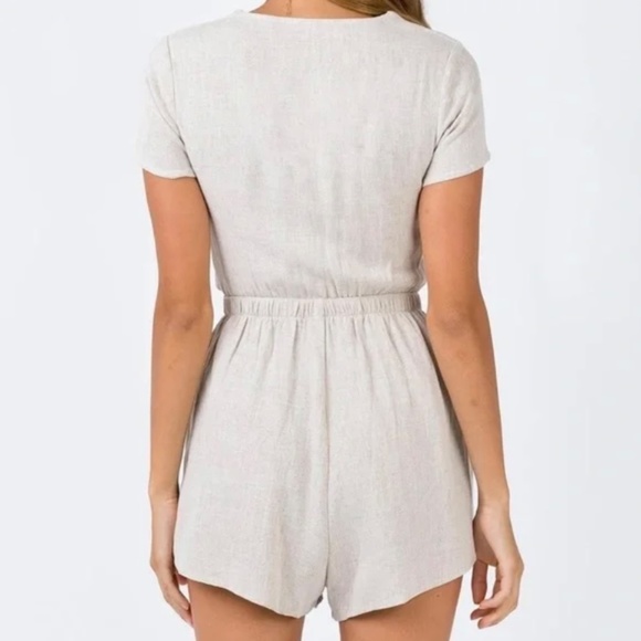 Princess Polly Linen Romper Size US 2 - Picture 2 of 5